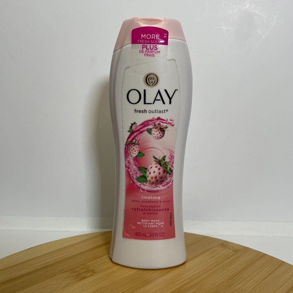 Olay Fresh Outlast White strawberry & Mint Body Wash 400 mL 13.5 oz Moisturizing